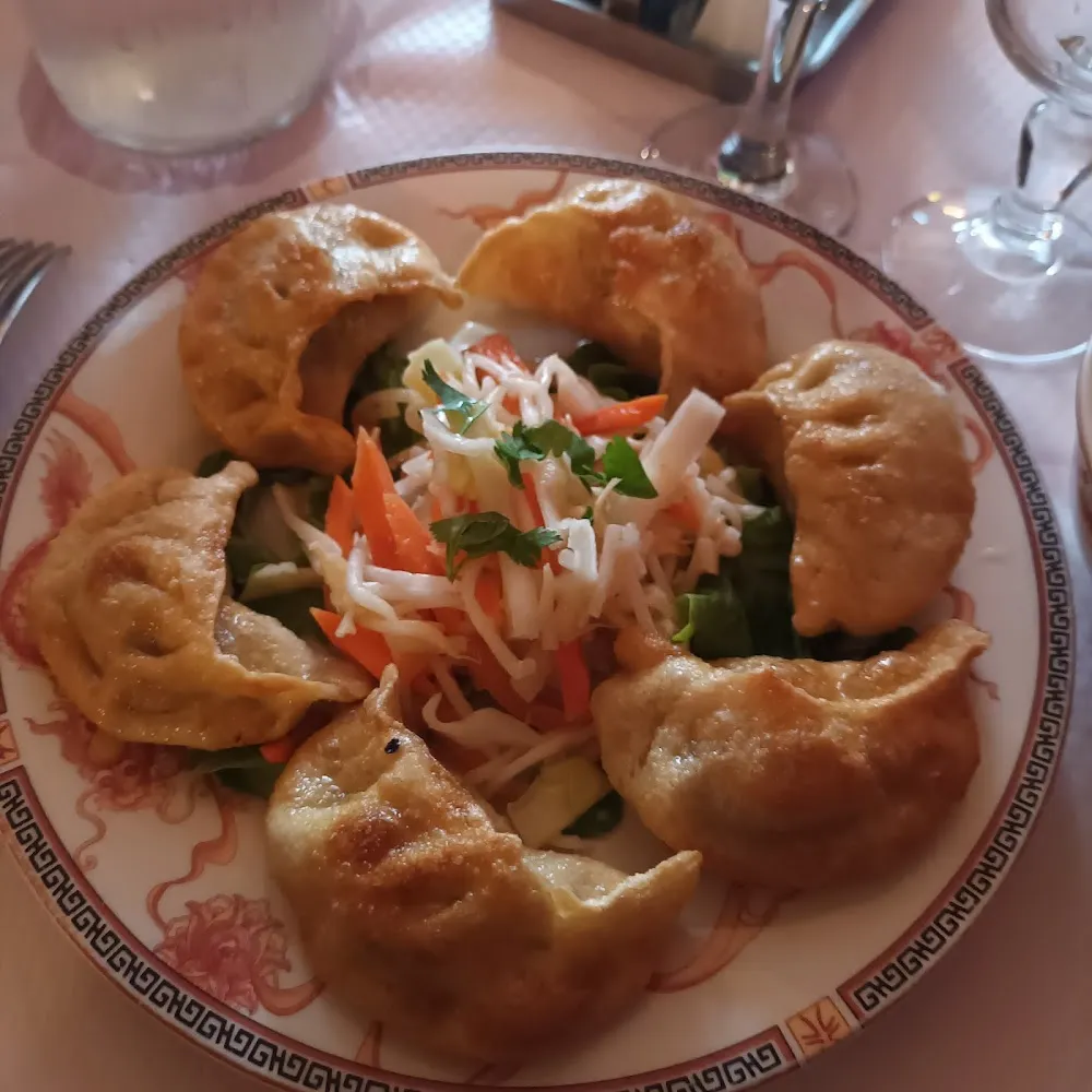 Momos